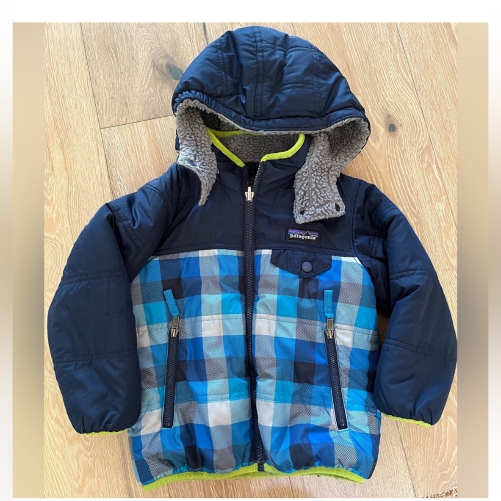 COPY - Patagonia Reversible Coat 4t